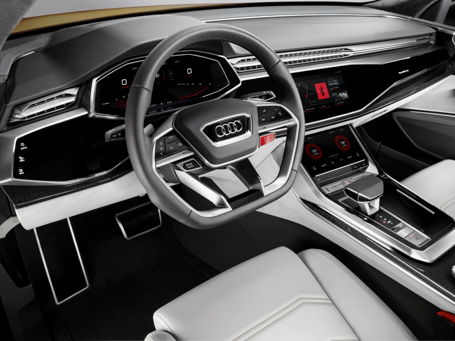 Wnętrze Audi Q8 z systemem operacyjnym Android.