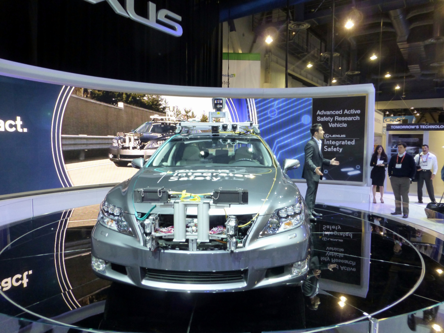 Autonomiczny samochodów zaprojektowany przez firmę Toyota